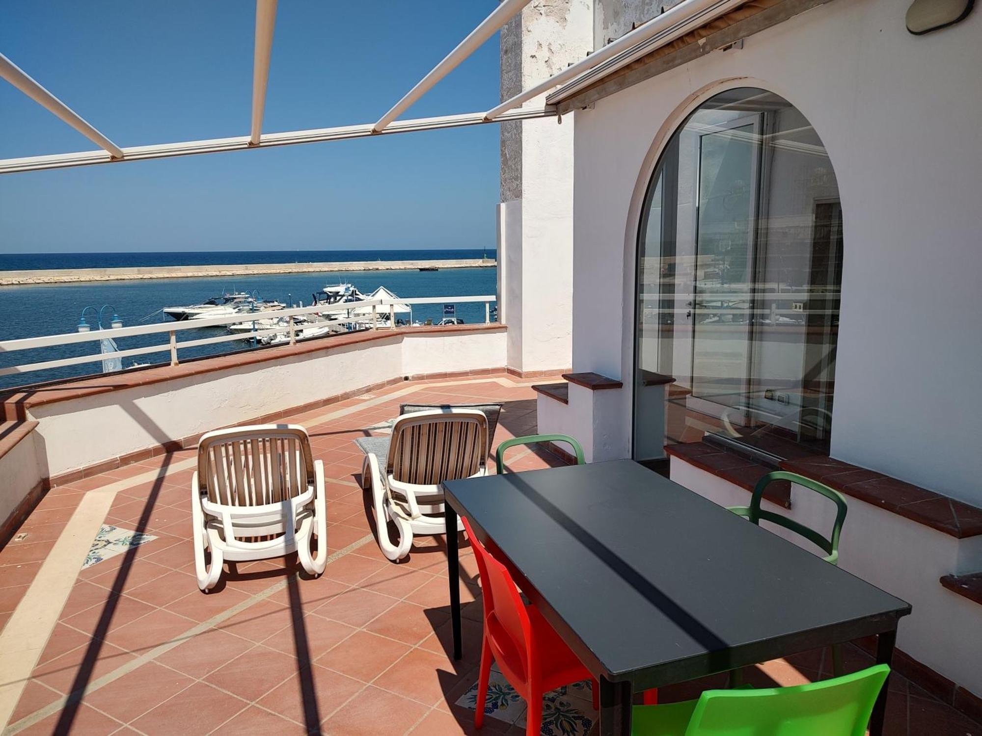 Fronte Del Mare - Seafront Terrace Villa Villanova di Ostuni Ngoại thất bức ảnh